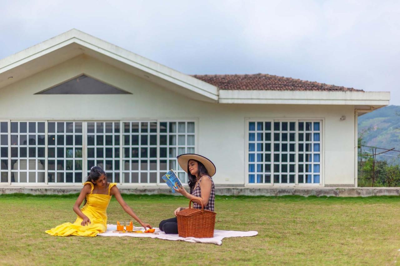 Stayvista'S Shivom Villa 12 - A Serene Escape With Views Of The Valley And Lake Lonavala Eksteriør billede
