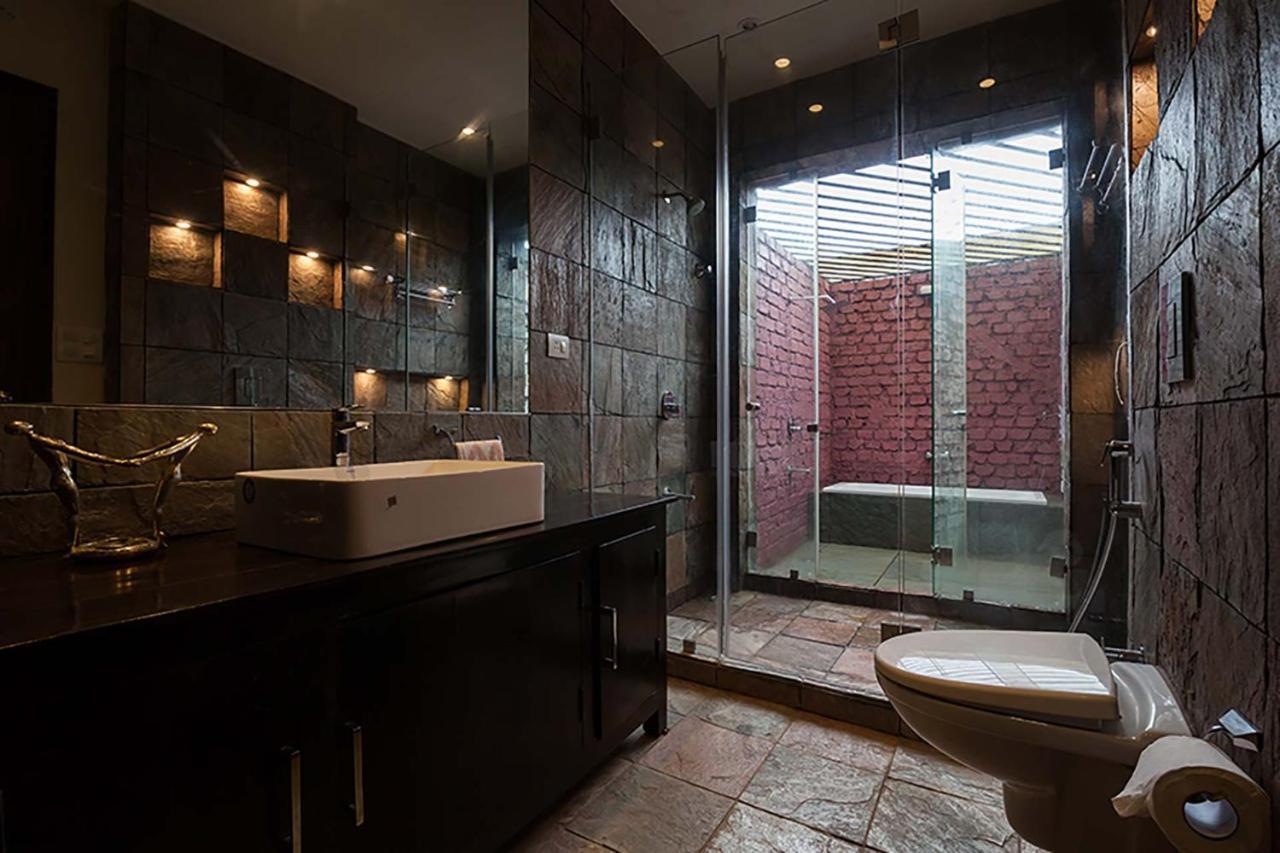 Stayvista'S Shivom Villa 12 - A Serene Escape With Views Of The Valley And Lake Lonavala Eksteriør billede