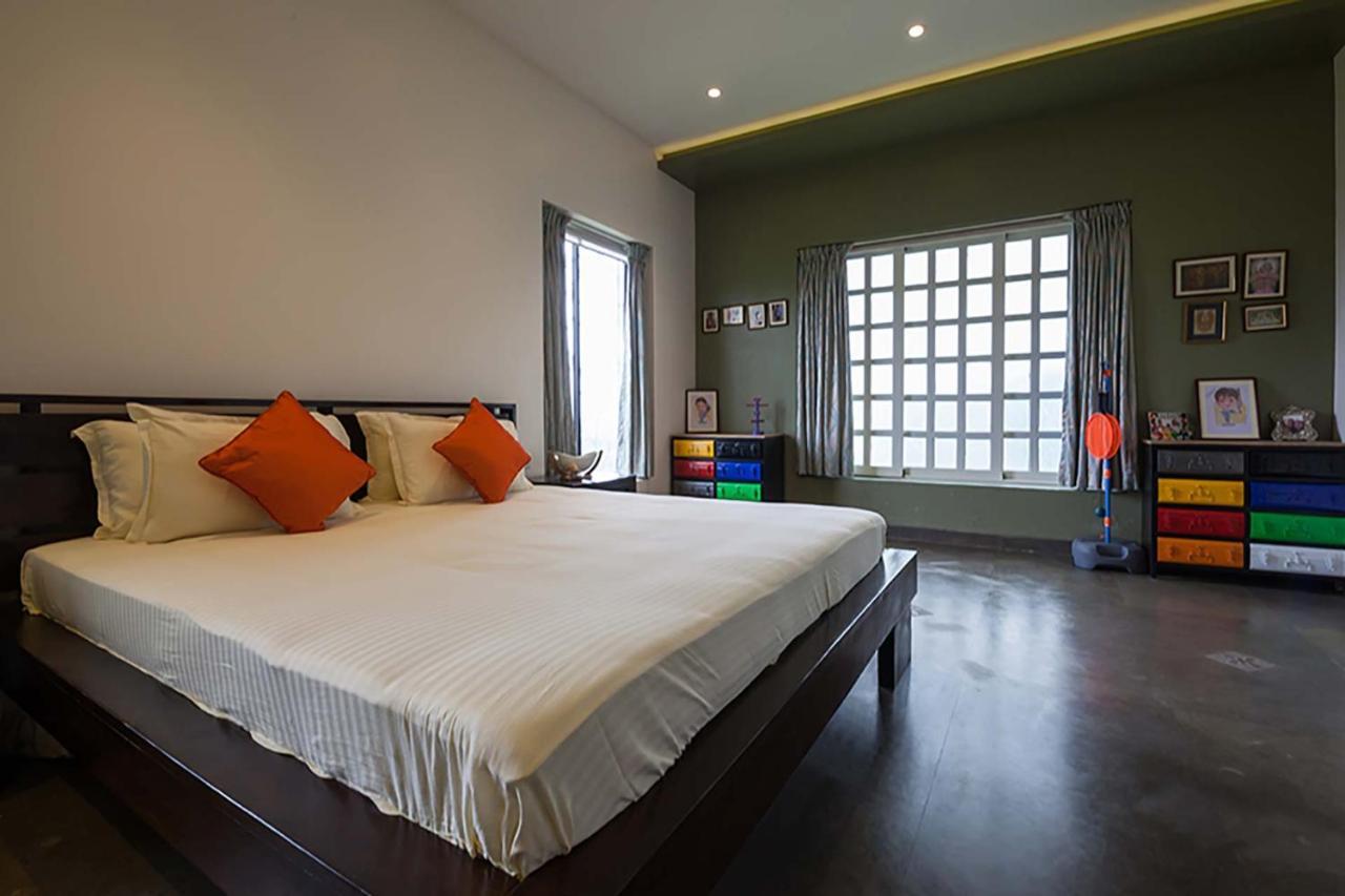 Stayvista'S Shivom Villa 12 - A Serene Escape With Views Of The Valley And Lake Lonavala Eksteriør billede
