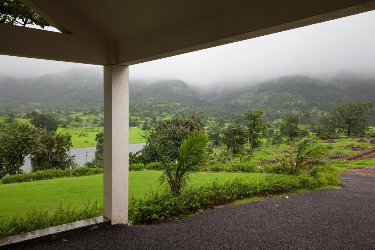 Stayvista'S Shivom Villa 12 - A Serene Escape With Views Of The Valley And Lake Lonavala Eksteriør billede